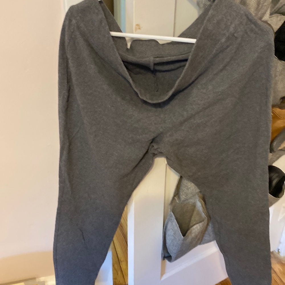 Lands End gray leggings